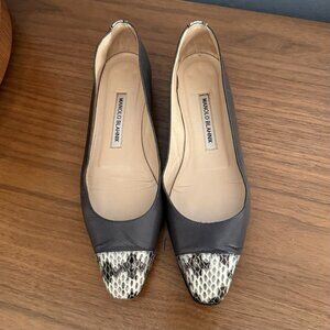 Manolo Blahnik Grey Leather Flats w/ Snakeskin Cap Toe Size 37.5